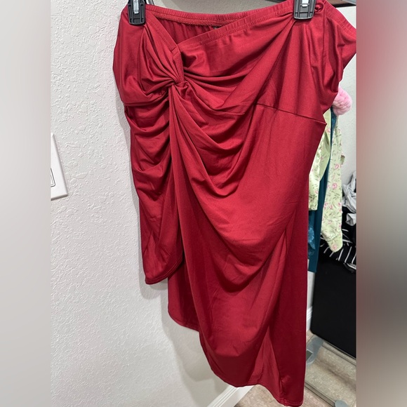 Twist front asymmetrical hem satin skirt - Picture 2 of 2